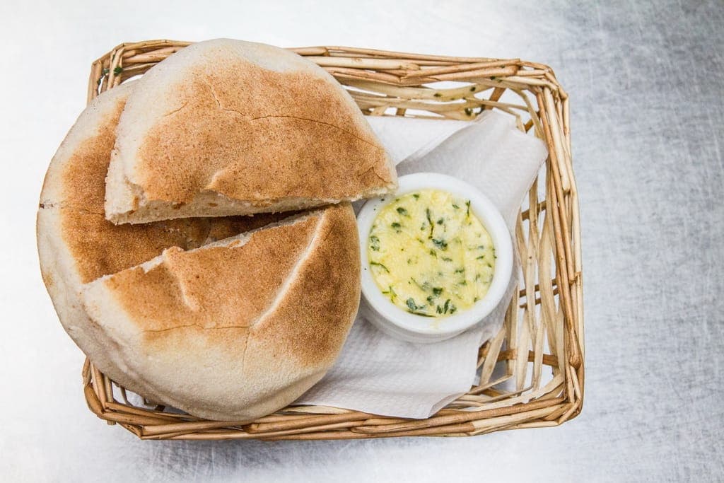 Pan con monteca: Brood & Kruidenboter